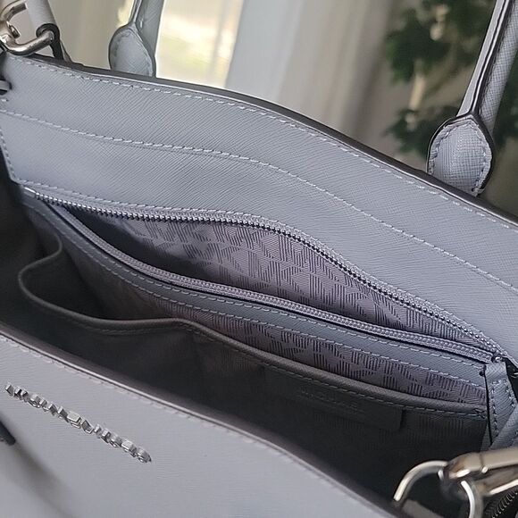 Michael Kors Bag - Picture 5 of 7